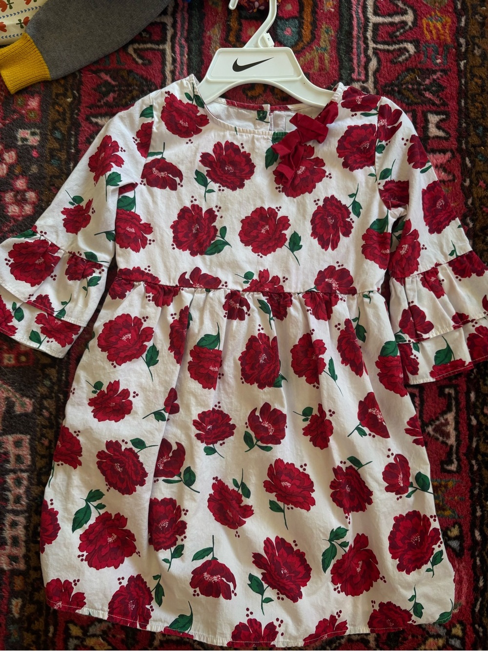 crown & ivy White Dress Top with Red Floral Print